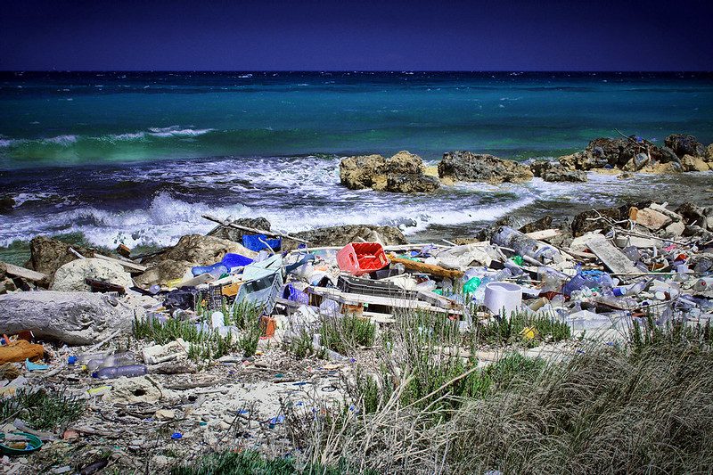 ocean plastic beach italy